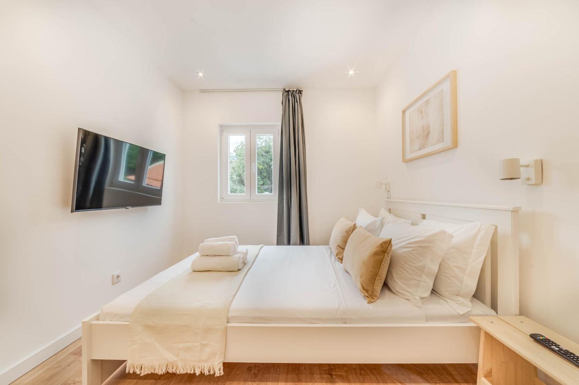 Blue Charm - Campolide Apartments ลิสบอน ภายนอก รูปภาพ