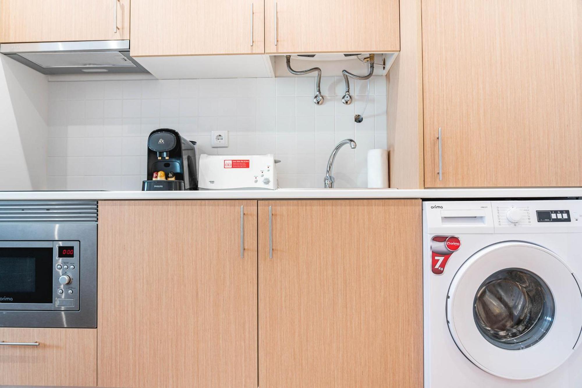 Blue Charm - Campolide Apartments ลิสบอน ภายนอก รูปภาพ