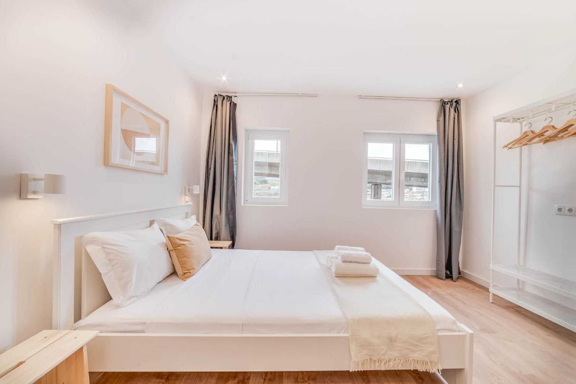Blue Charm - Campolide Apartments ลิสบอน ภายนอก รูปภาพ