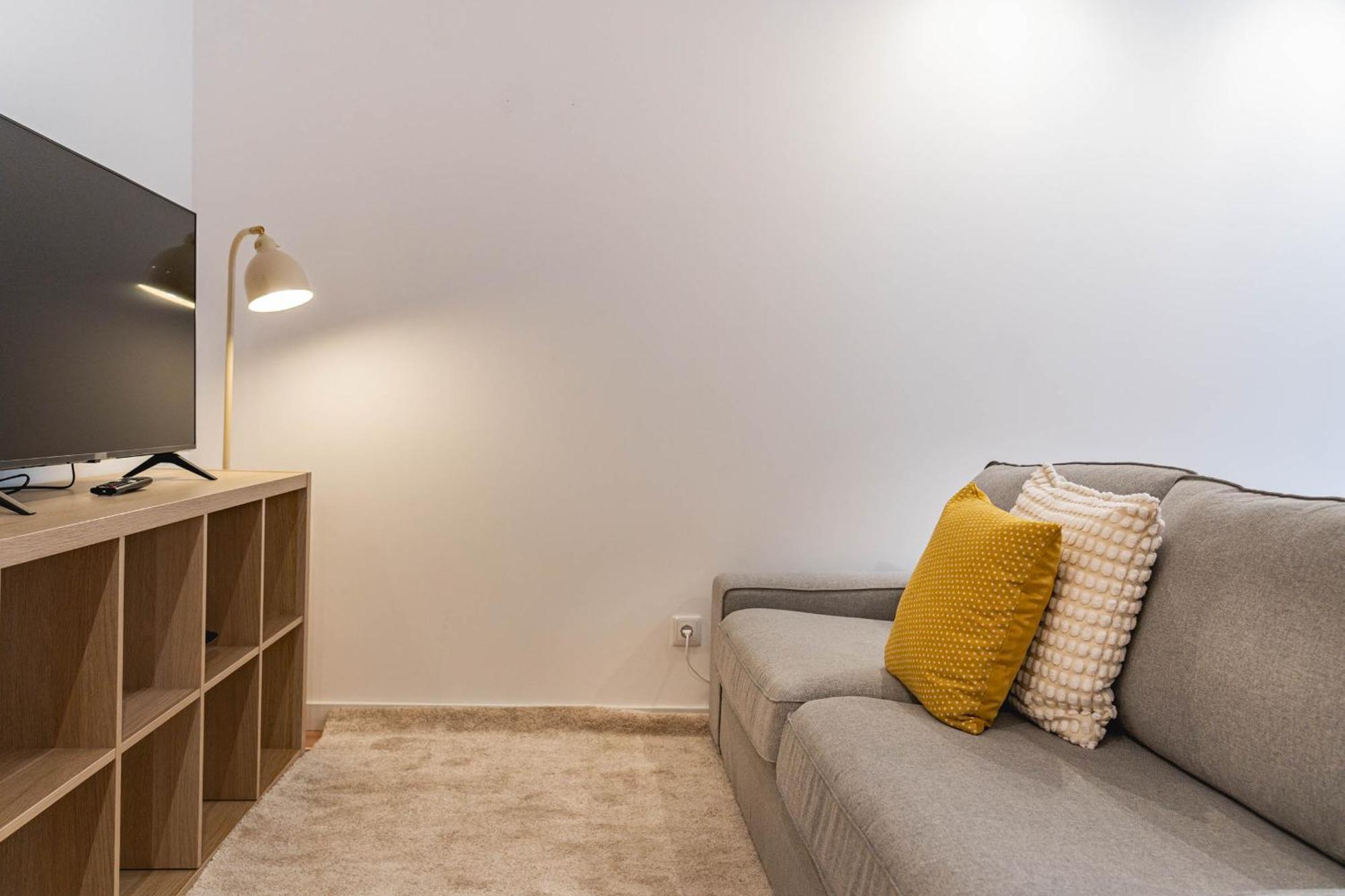 Blue Charm - Campolide Apartments ลิสบอน ภายนอก รูปภาพ