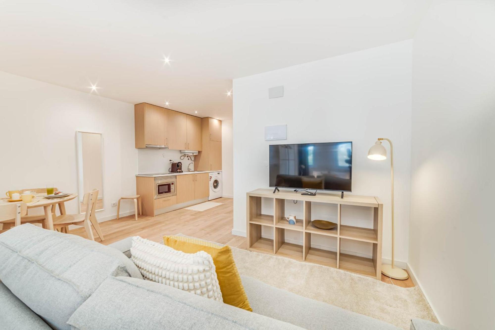 Blue Charm - Campolide Apartments ลิสบอน ภายนอก รูปภาพ