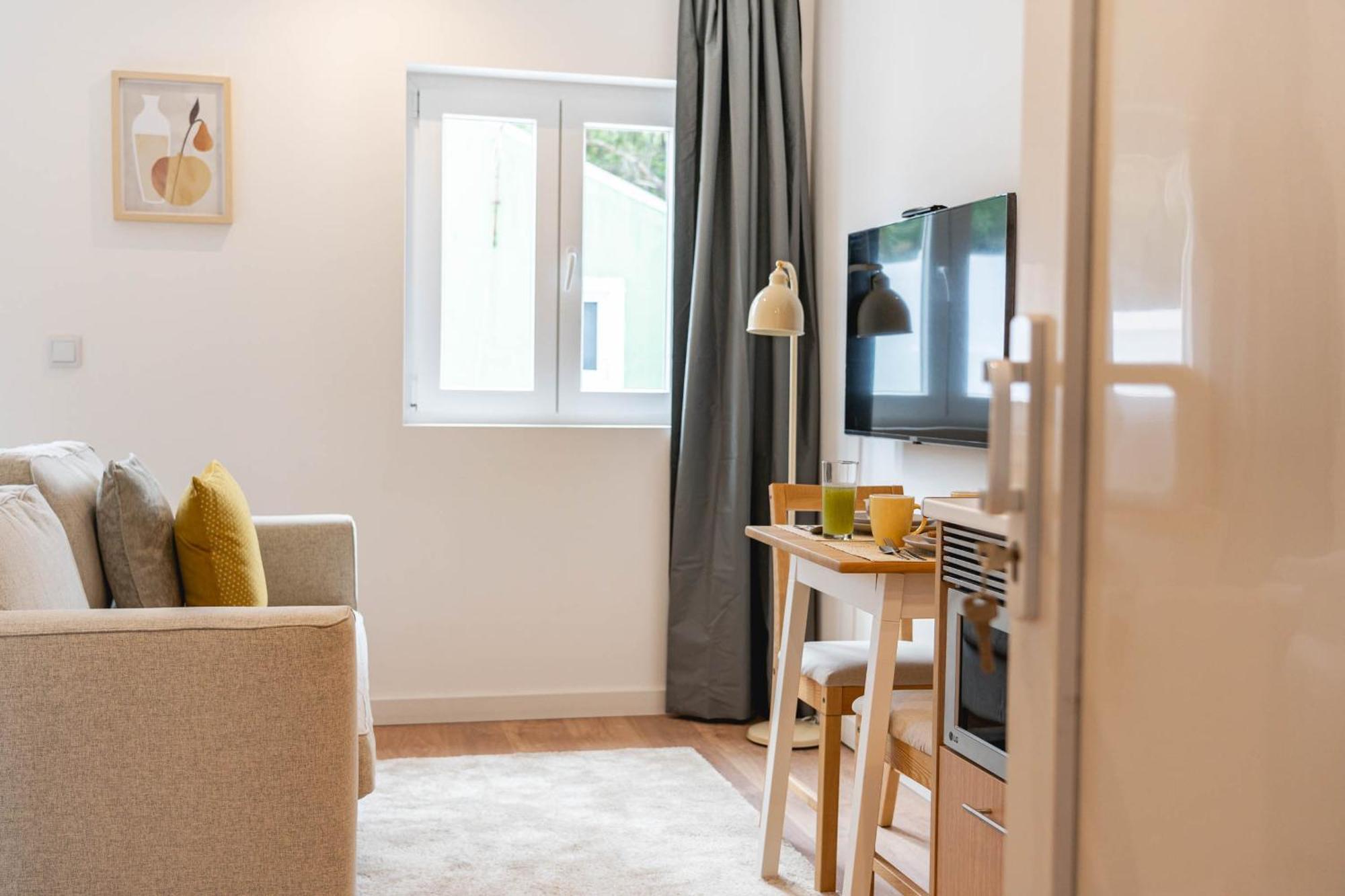 Blue Charm - Campolide Apartments ลิสบอน ภายนอก รูปภาพ