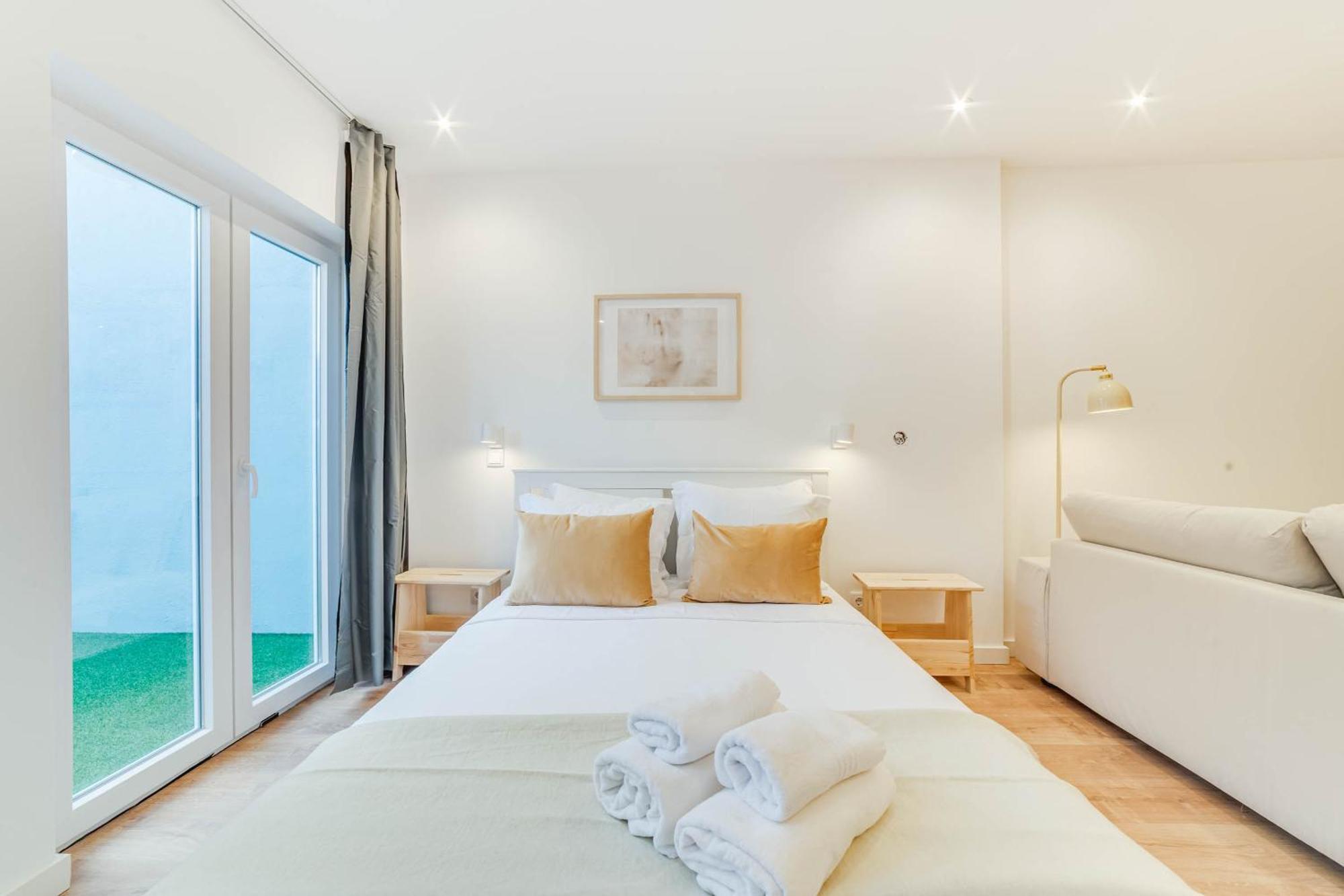 Blue Charm - Campolide Apartments ลิสบอน ภายนอก รูปภาพ