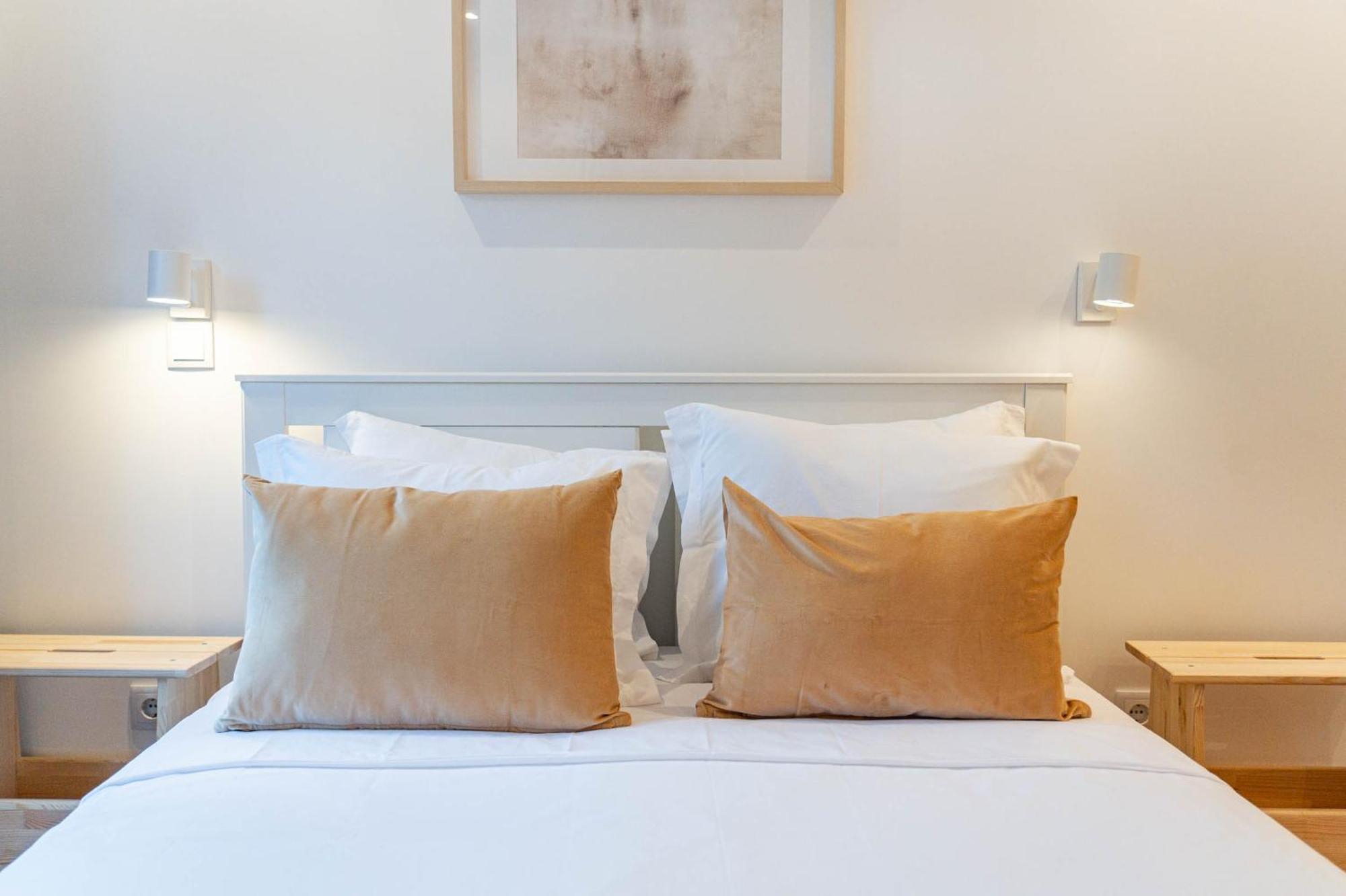 Blue Charm - Campolide Apartments ลิสบอน ภายนอก รูปภาพ