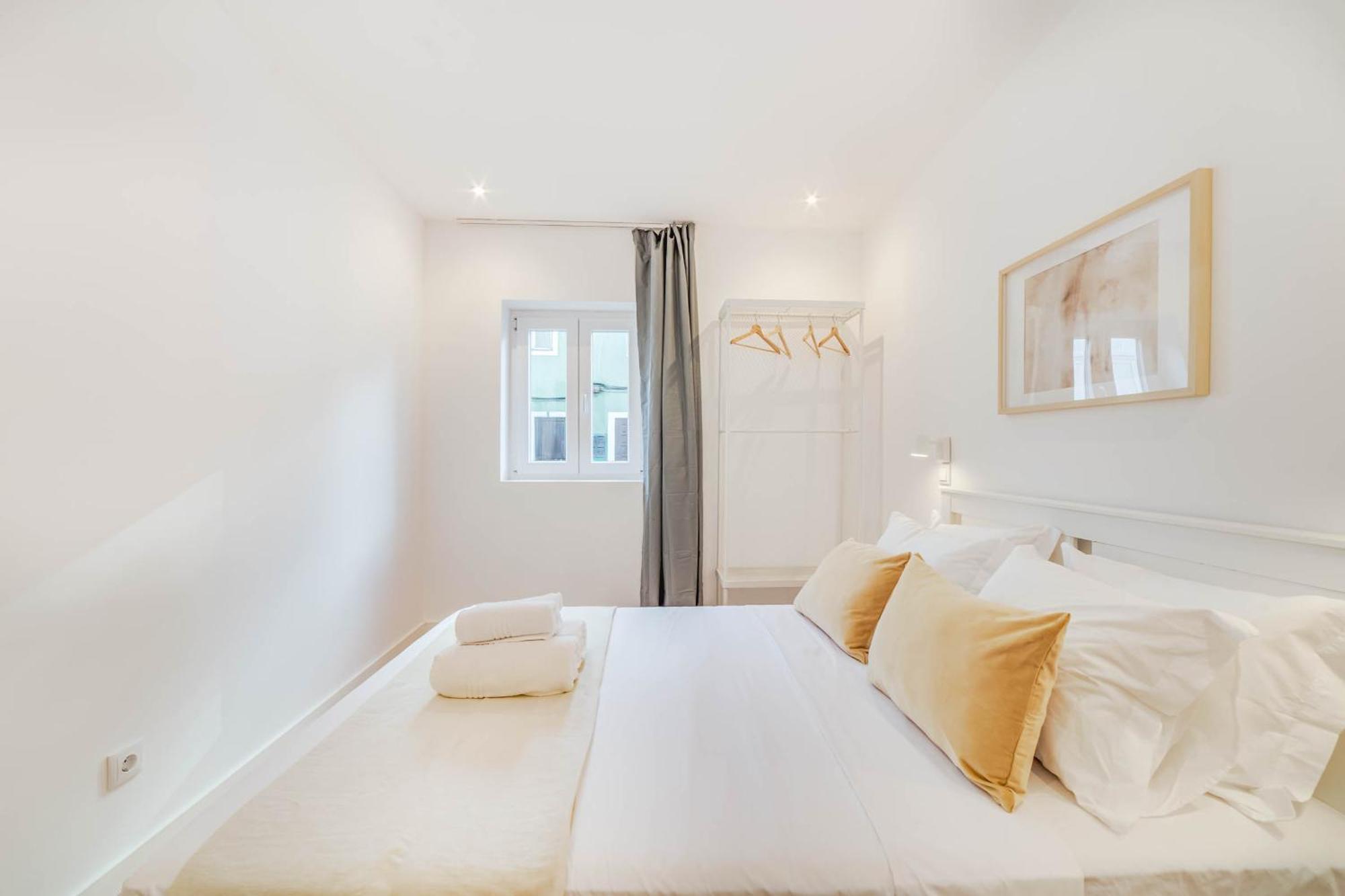 Blue Charm - Campolide Apartments ลิสบอน ภายนอก รูปภาพ